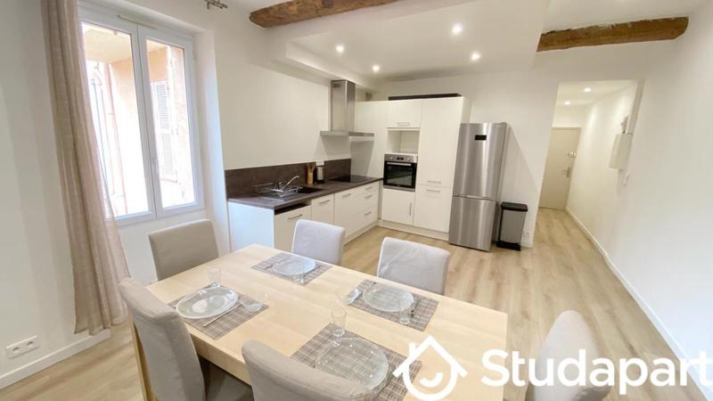 Maison - 65 m² - 3 pièces