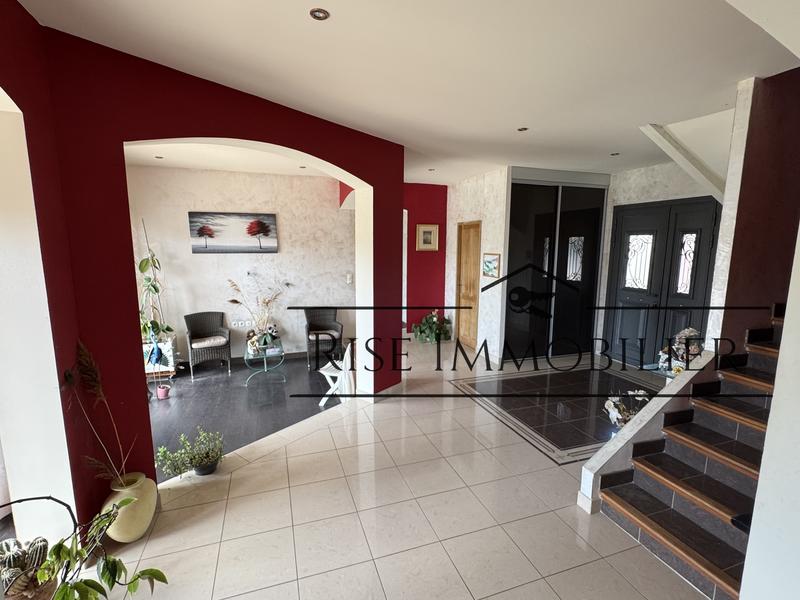 Villa - 163 m² - 5 pièces
