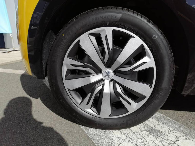 Peugeot 208 e-208 II Electrique Active Business