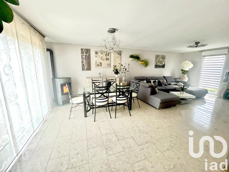 Maison - 93 m² - 4 pièces