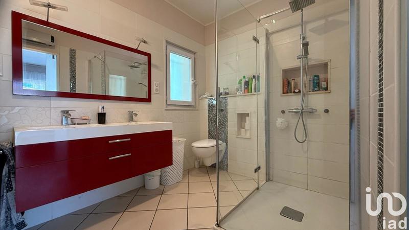 Maison - 138 m² - 5 pièces