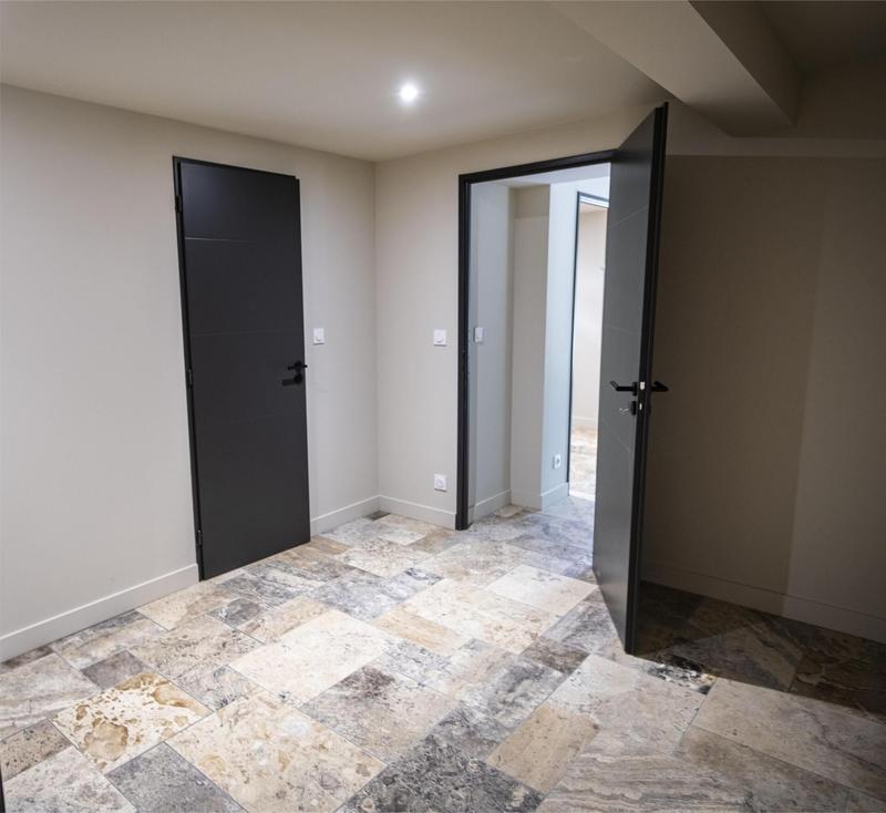 Maison - 180 m² - 6 pièces