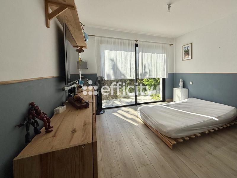 Maison - 104 m² - 4 pièces