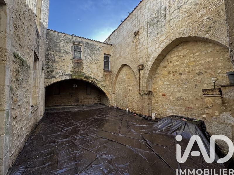 Maison de ville - 271 m² - 9 pièces