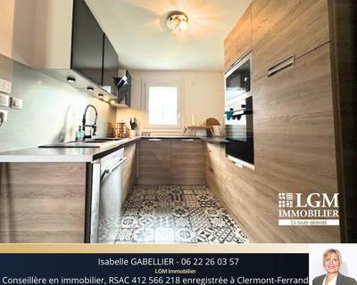 Maison - 75 m² - 4 pièces