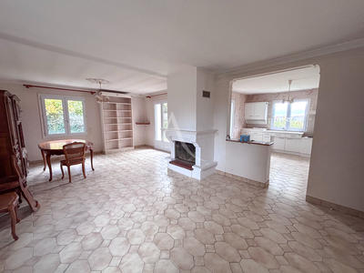 Maison - 110 m² - 5 pièces