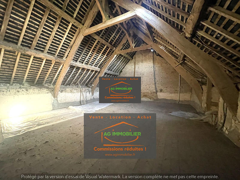 Maison - 380 m² - 5 pièces