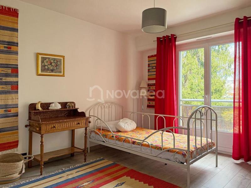 Appartement - 103 m² - 4 pièces