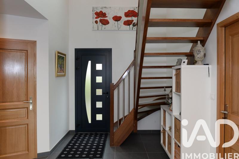 Maison - 217 m² - 8 pièces