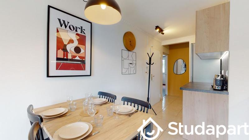 Chambre - 11 m² - 1 pièce