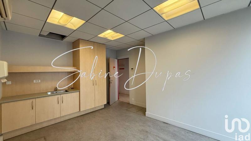 Bureau - 341 m² - 3 pièces