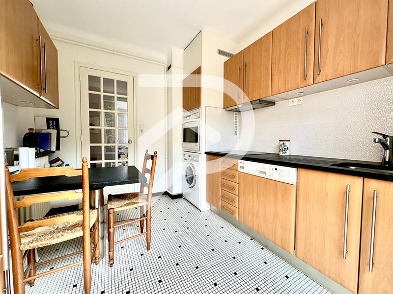 Appartement - 64 m² - 3 pièces