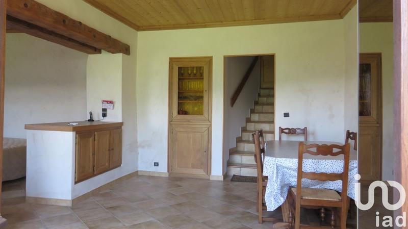 Maison - 250 m² - 10 pièces