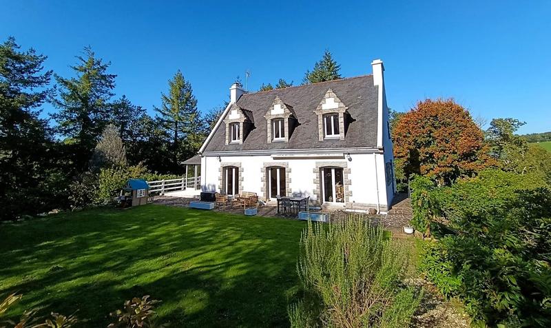 Maison - 190 m² - 6 pièces