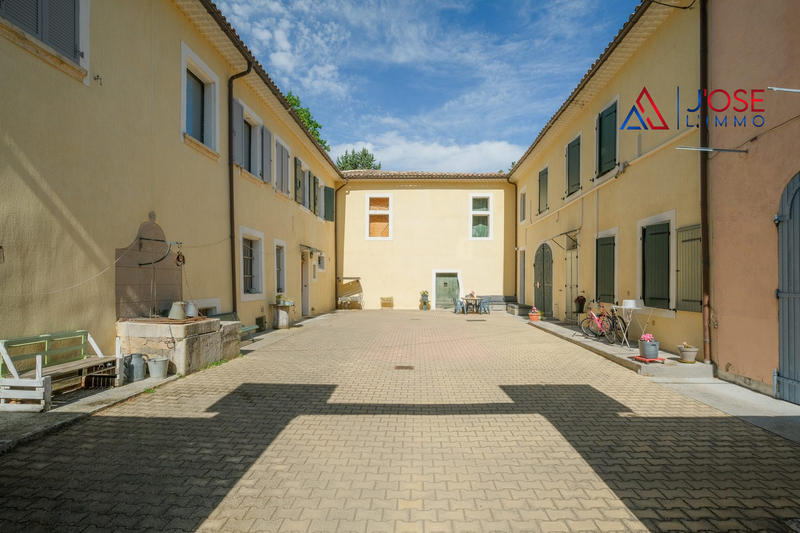 Maison ancienne - 228 m² - 6 pièces