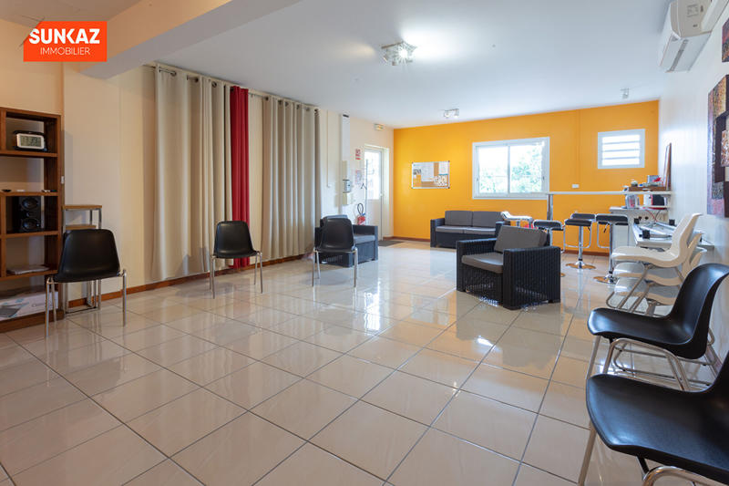 Local d'activités - 66 m² - 1 pièce