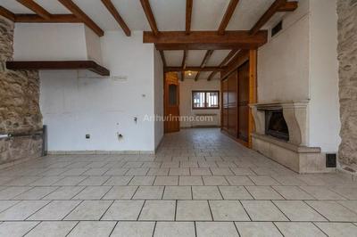 Maison - 86 m² - 4 pièces