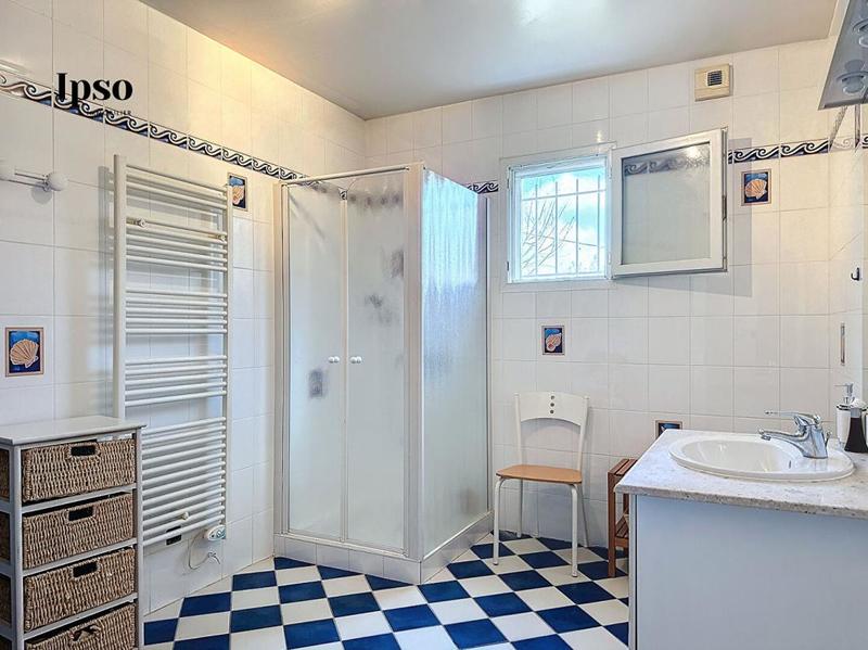 Maison - 209 m² - 6 pièces