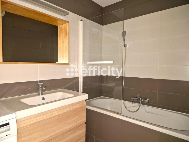 Appartement - 56 m² - 3 pièces