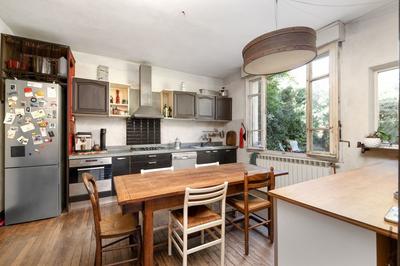 Maison - 245 m² - 6 pièces