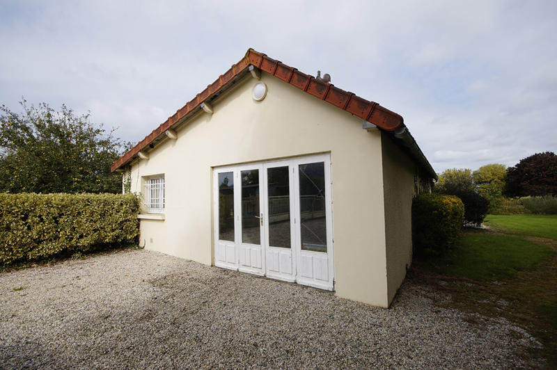 Maison - 305 m² - 10 pièces