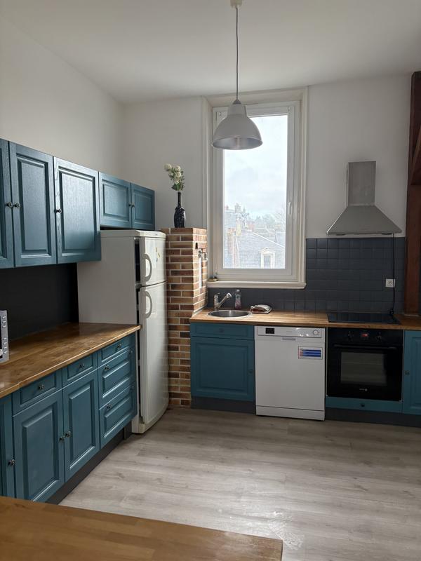 Appartement - 75 m² - 3 pièces