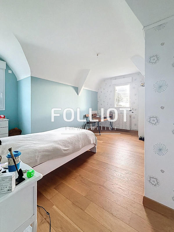 Maison - 158 m² - 8 pièces