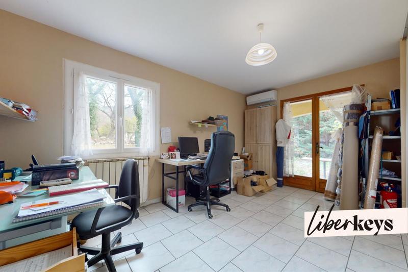 Maison - 186 m² - 6 pièces