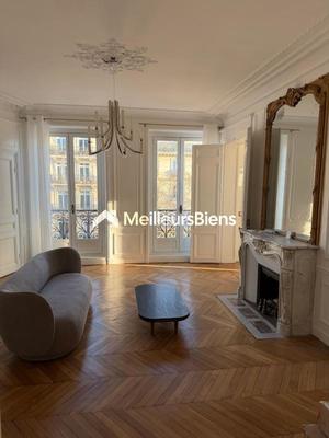 Appartement - 127 m² - 5 pièces