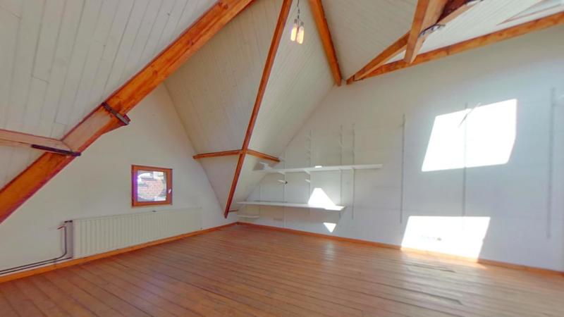 Maison - 245 m² - 10 pièces