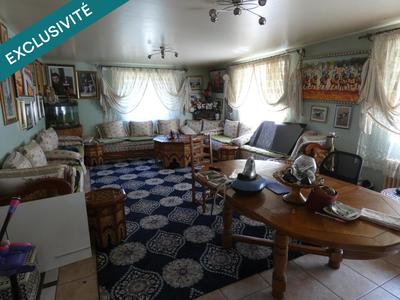 Maison - 292 m² - 10 pièces