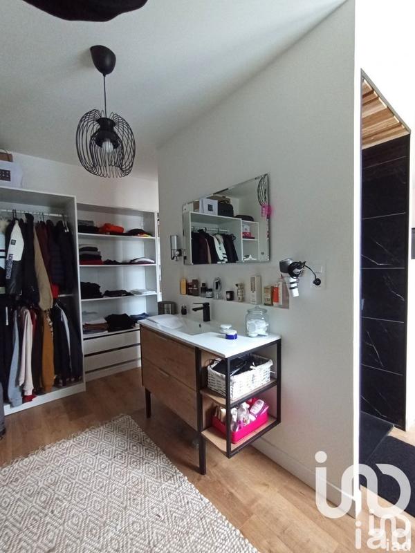 Maison de ville - 286 m² - 9 pièces