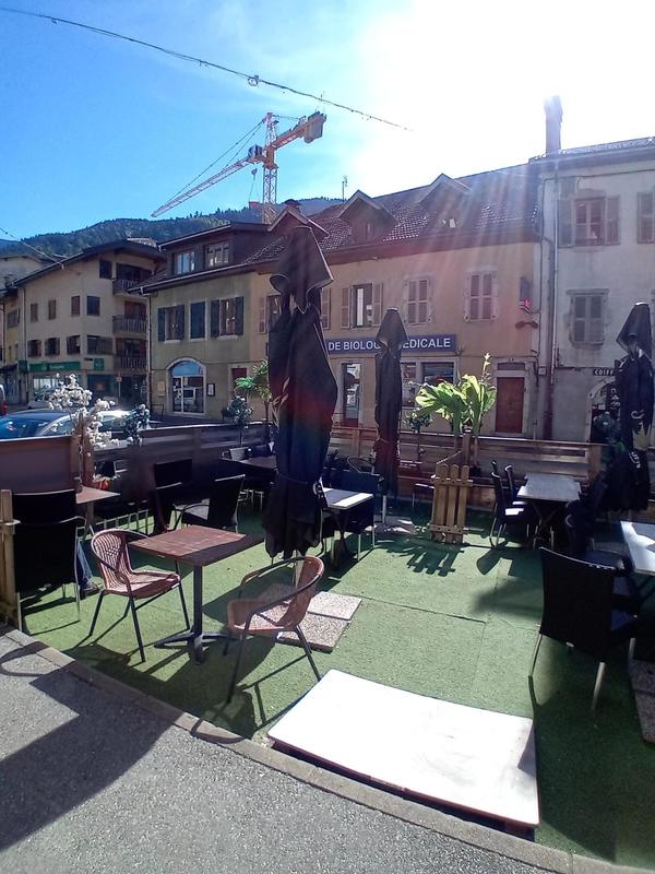 Local commercial - 84 m² - 3 pièces