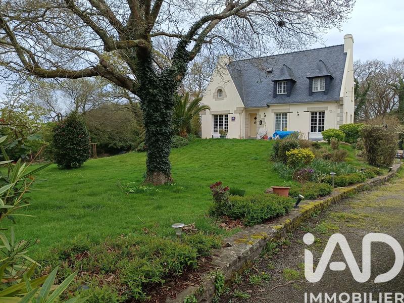 Maison - 164 m² - 8 pièces