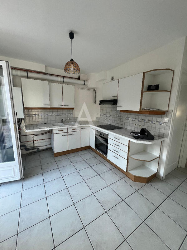 Maison - 92 m² - 4 pièces