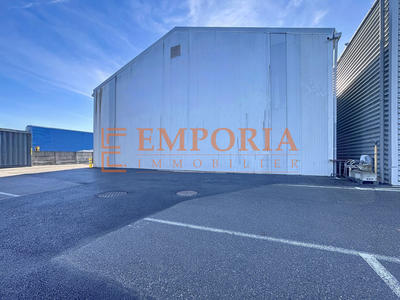 Entrepôt - 300 m²