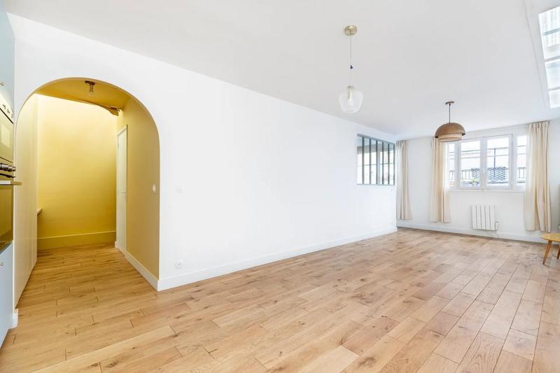 Appartement - 179 m² - 7 pièces