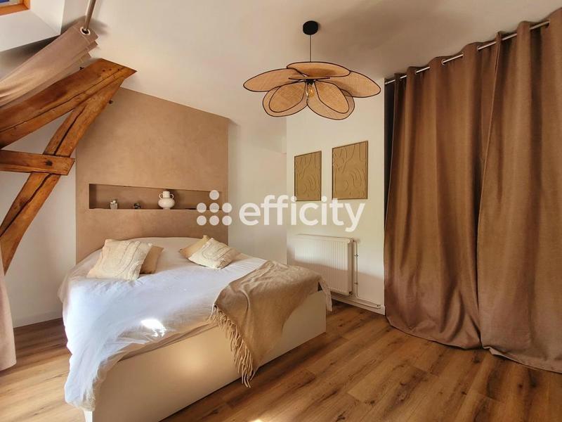 Maison - 181 m² - 6 pièces