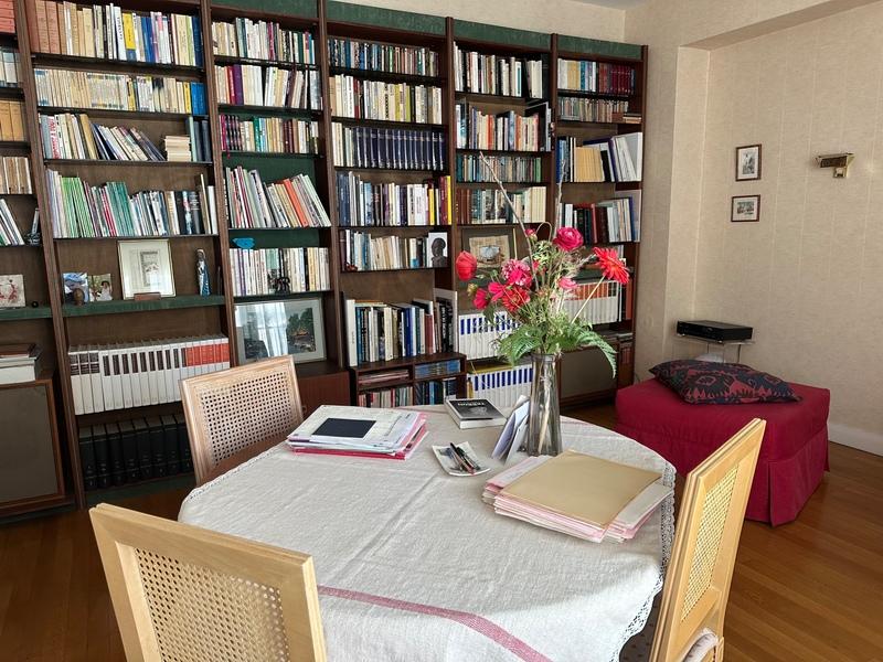 Appartement ancien - 99 m² - 3 pièces