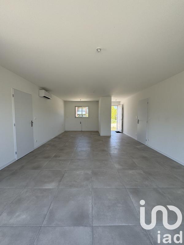 Maison - 99 m² - 5 pièces