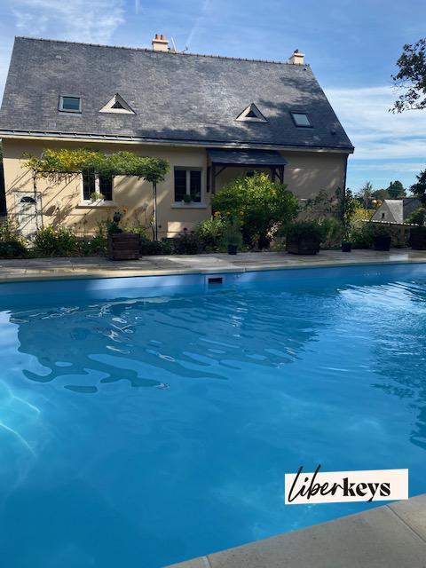 Maison - 158 m² - 7 pièces