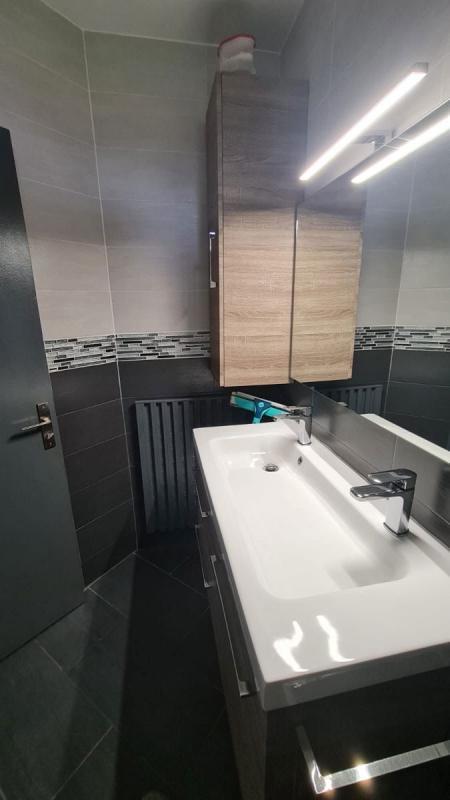 Appartement - 99 m² - 6 pièces