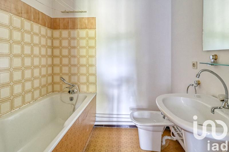 Appartement - 80 m² - 3 pièces