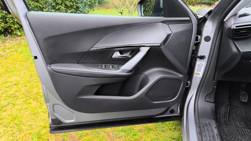 Peugeot 2008 II 1.2 PureTech 130 Allure