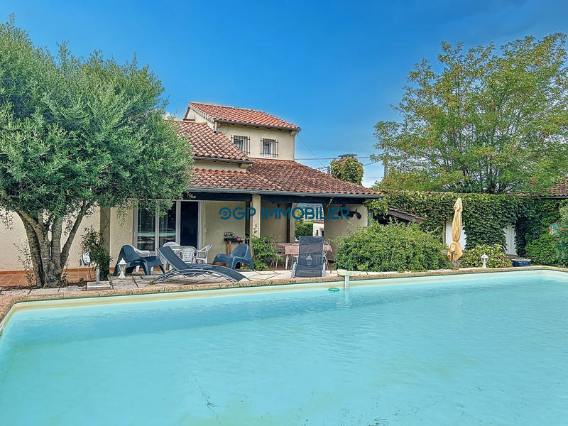 Maison traditionnelle - 134 m² - 5 pièces