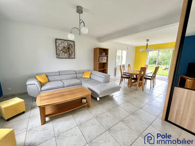 Maison traditionnelle - 121 m² - 6 pièces