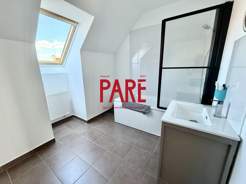 Villa - 104 m² - 4 pièces