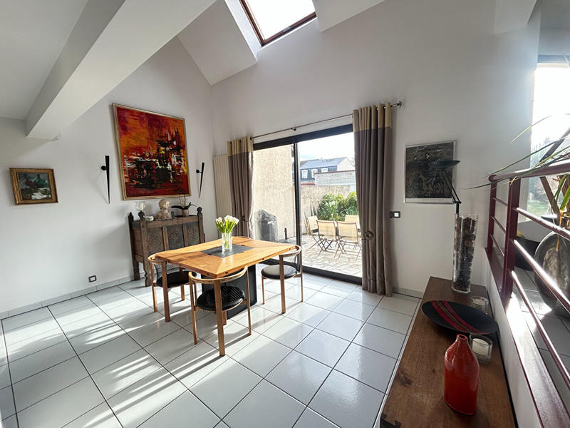 Maison - 131 m² - 6 pièces