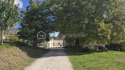 Maison de maîtres - 530 m² - 17 pièces