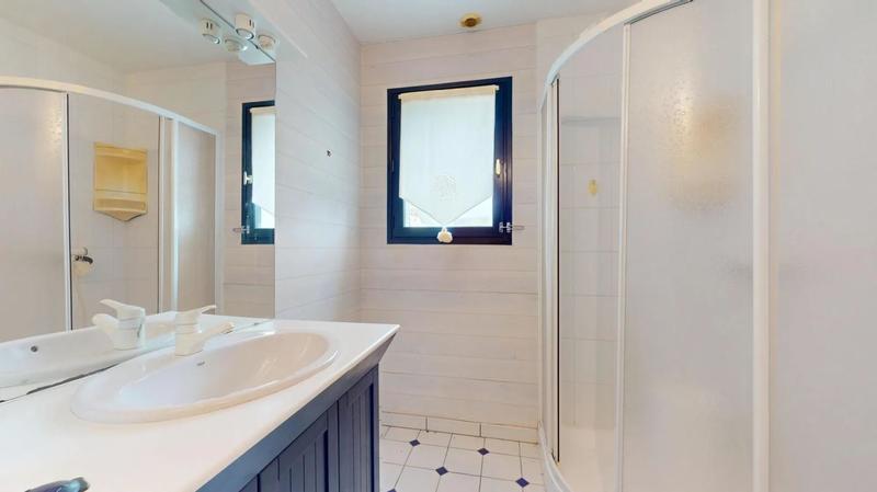 Maison - 182 m² - 7 pièces